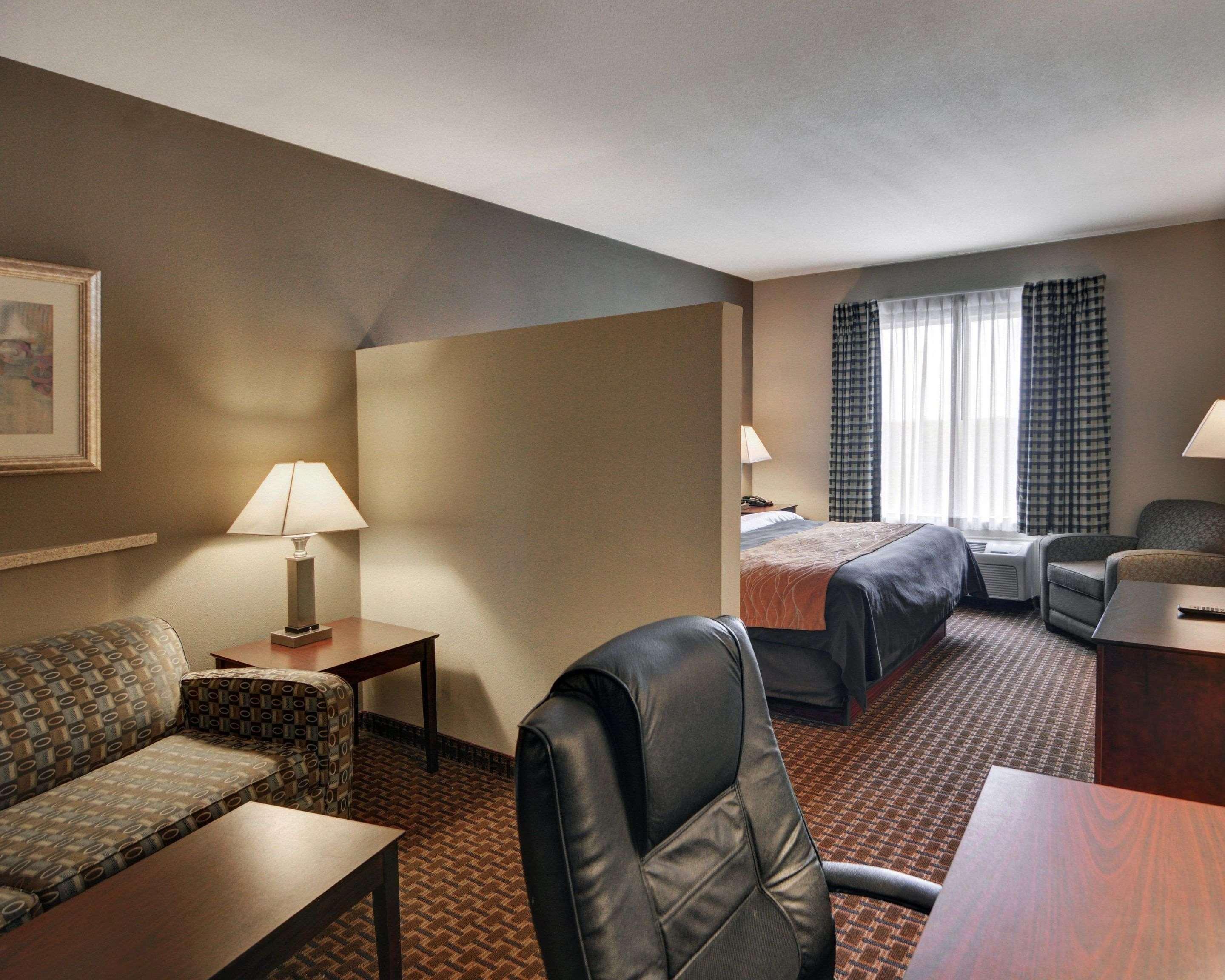Comfort Inn & Suites Near Lake Lewisville Corinth Экстерьер фото
