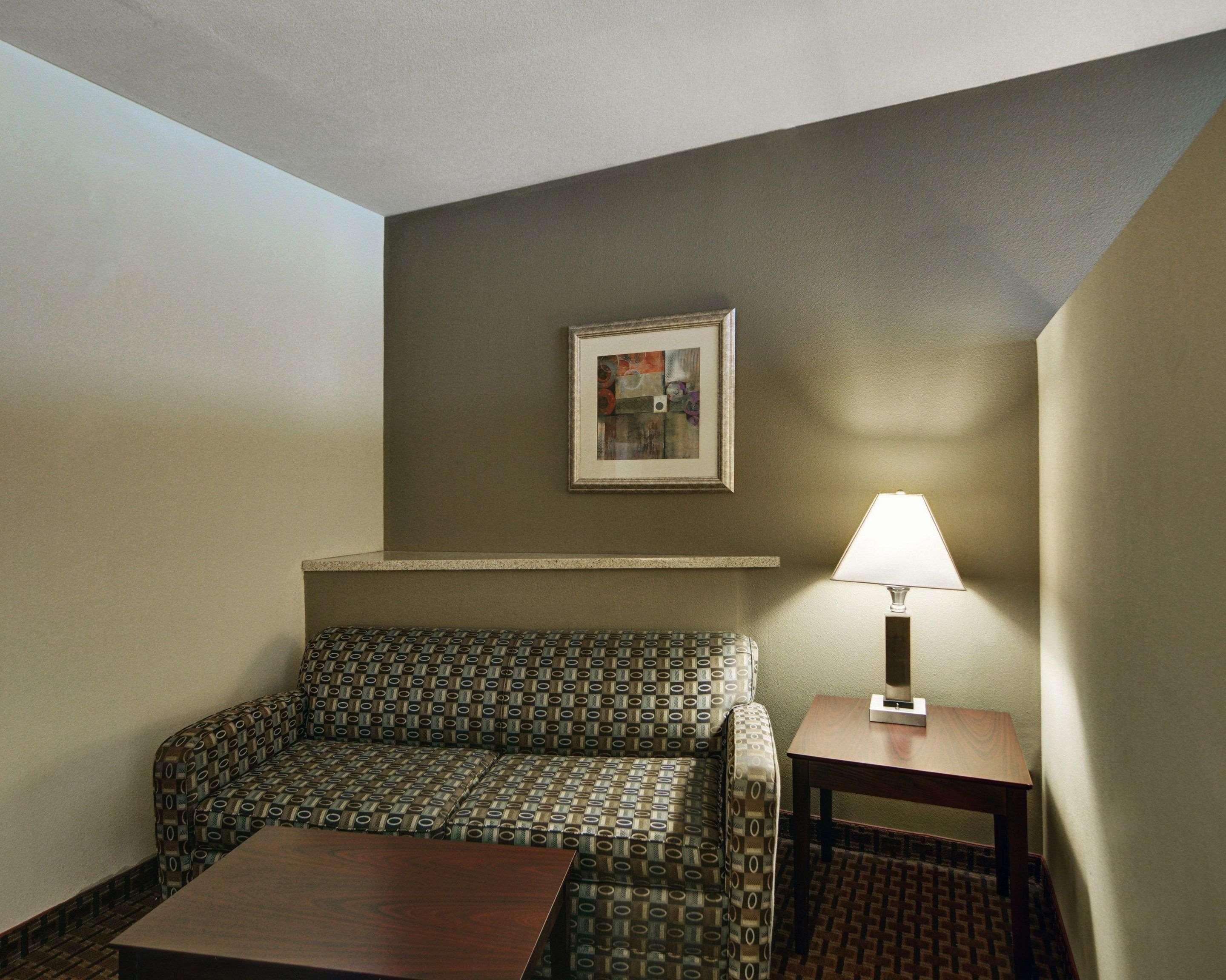 Comfort Inn & Suites Near Lake Lewisville Corinth Экстерьер фото